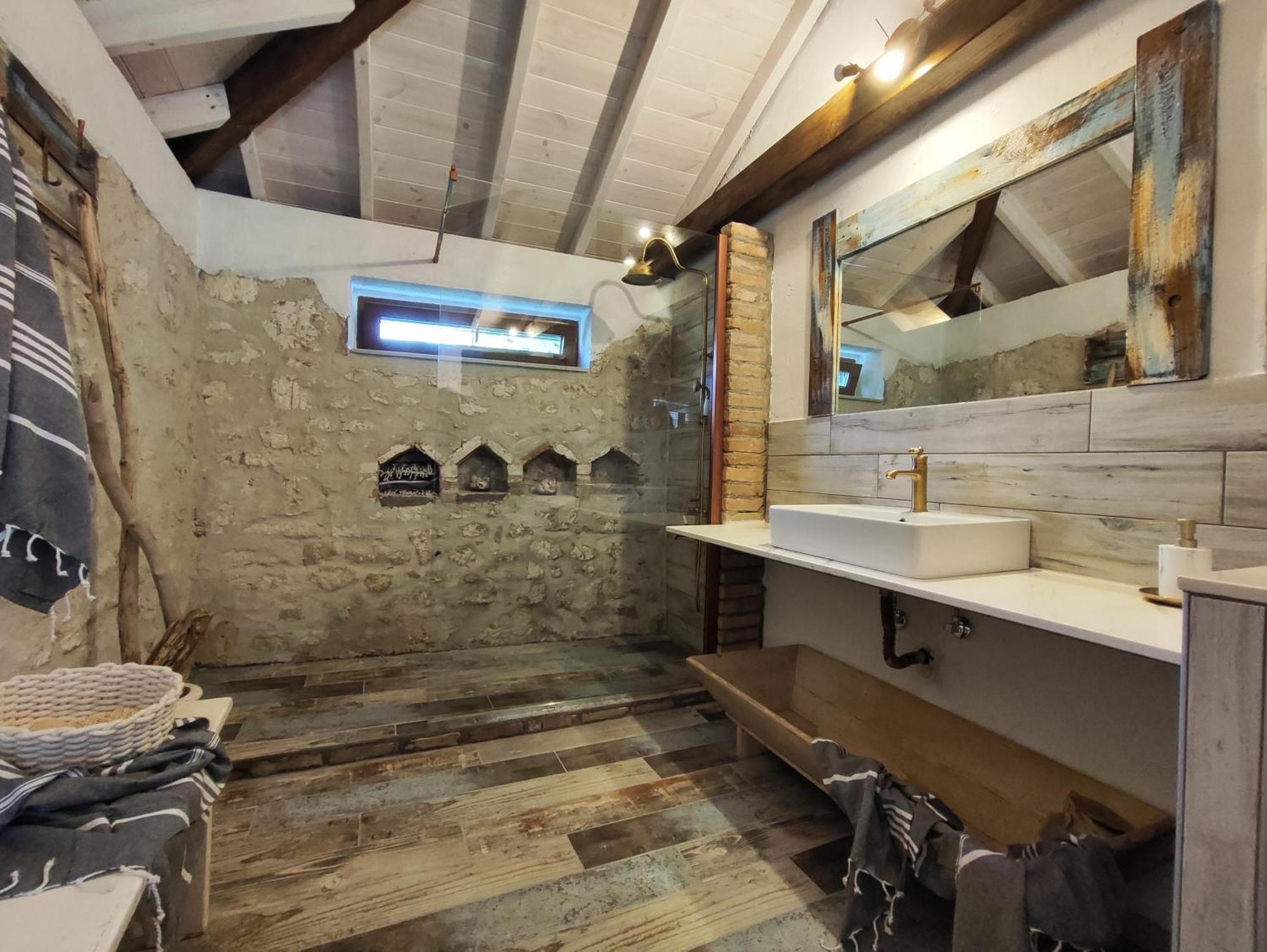 Habezeiko - The Vintage House Villa Afytos Room photo